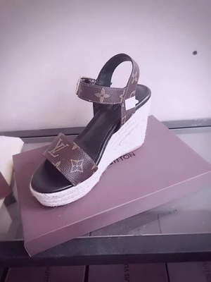 LV Sandals Women--003